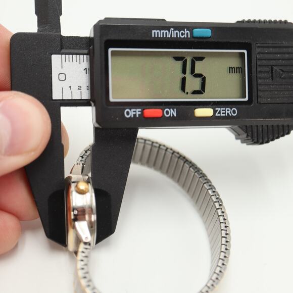 Carriage by Timex Womens Two Tone Watch 22mm Expansion Band w New Battery - Picture 3 of 12